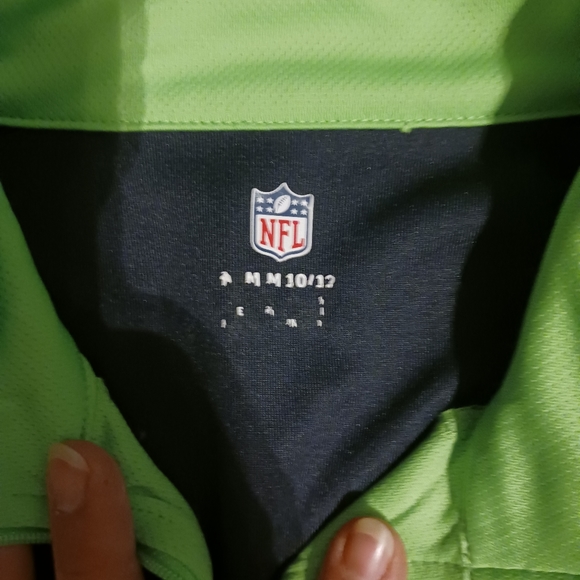 Seattle Seahawks long sleeve boys - Picture 2 of 3
